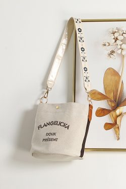 Trendy Canvas Shoulder Bag 2024 Korean Style Crossbody for College Students, Chic Bucket Bag Design for Women