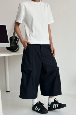 Trendy Deconstructed Pleated Straight-Leg Men's Shorts - Retro Loose Cropped Pants for a 90s Y2K Style Look