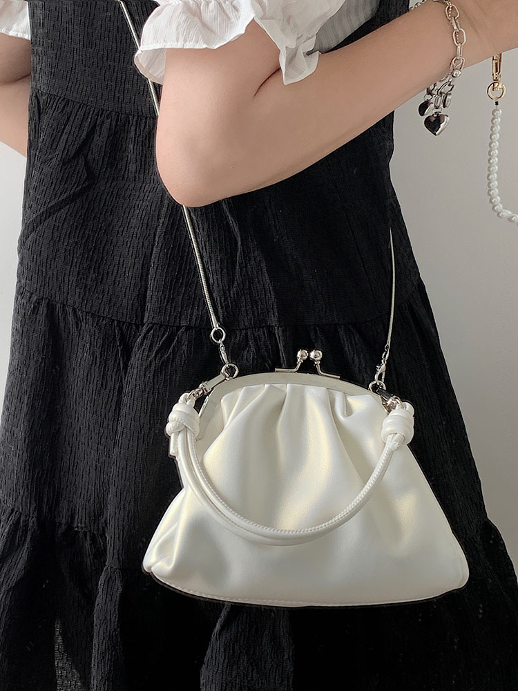 Trendy Girls' Pleated Clip Bag - Niche High-End Chain Handheld & Crossbody Bag - Fashionable Small Bag for 2023 Trendy Girls' Pleated Clip Bag - Niche High-End Chain Handheld & Crossbody Bag - Fashionable Small Bag for 2023