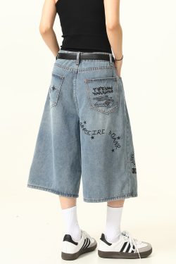 Trendy Graffiti Letter Denim Shorts for Men and Women - Loose Fit, American Retro Style, Streetwear Inspired, Casual Summer Pants