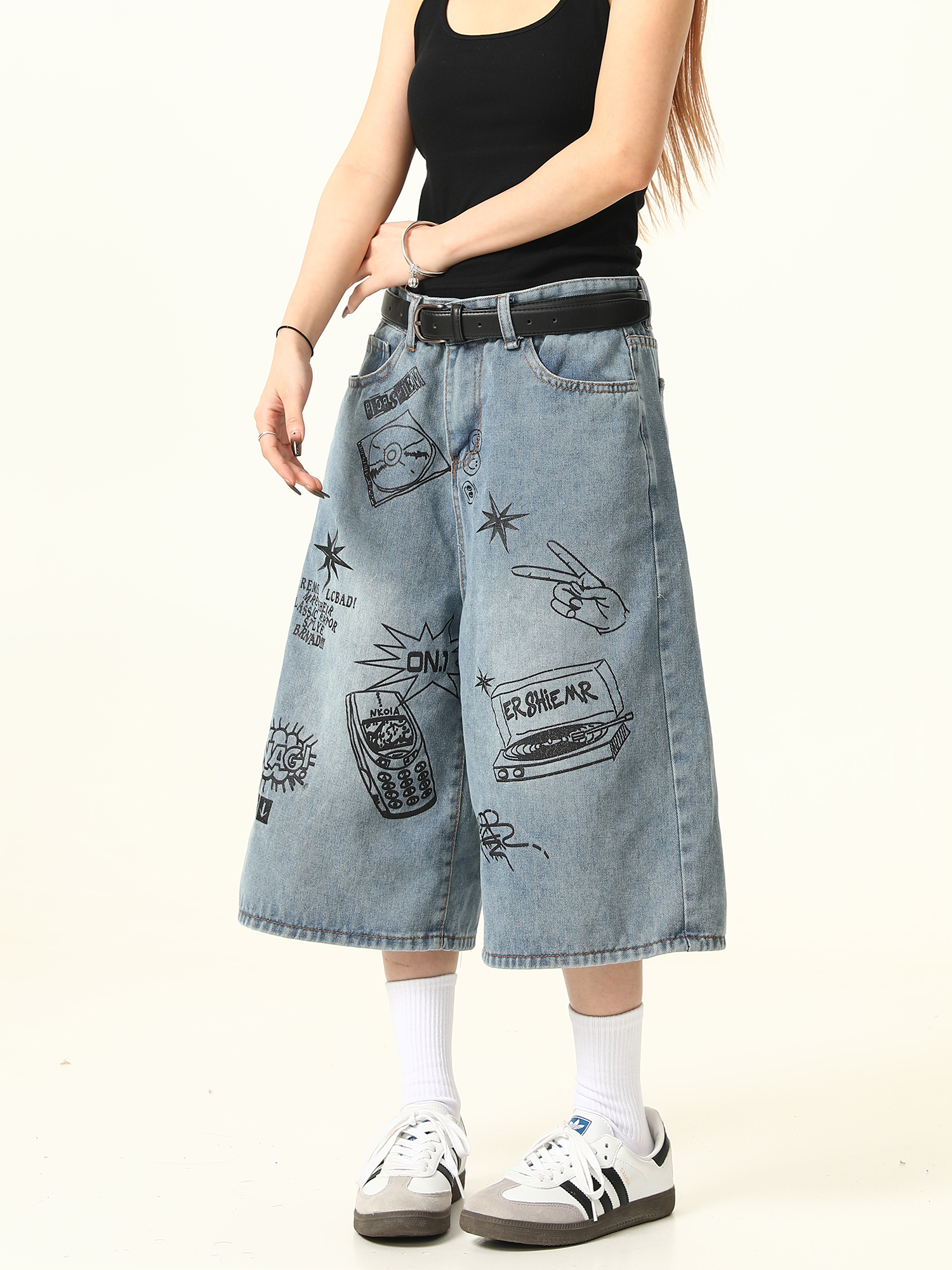 Trendy Graffiti Letter Denim Shorts for Men and Women - Loose Fit, American Retro Style, Streetwear Inspired, Casual Summer Pants Trendy Graffiti Letter Denim Shorts for Men and Women - Loose Fit, American Retro Style, Streetwear Inspired, Casual Summer Pants