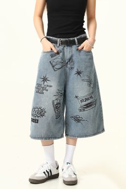 Trendy Graffiti Letter Denim Shorts for Men and Women - Loose Fit, American Retro Style, Streetwear Inspired, Casual Summer Pants