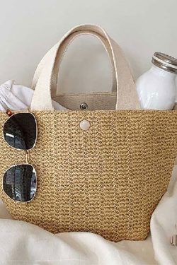 Trendy Handheld Straw Woven Bag for Women - 2023 Retro Beach Vacation Style, Perfect for Summer Outings and Instagram Looks