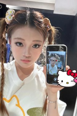 Trendy Korean Style Cute Kitty Casual Loose Heavyweight Pure Cotton Short Sleeve T-Shirt for Comfortable Everyday Wear