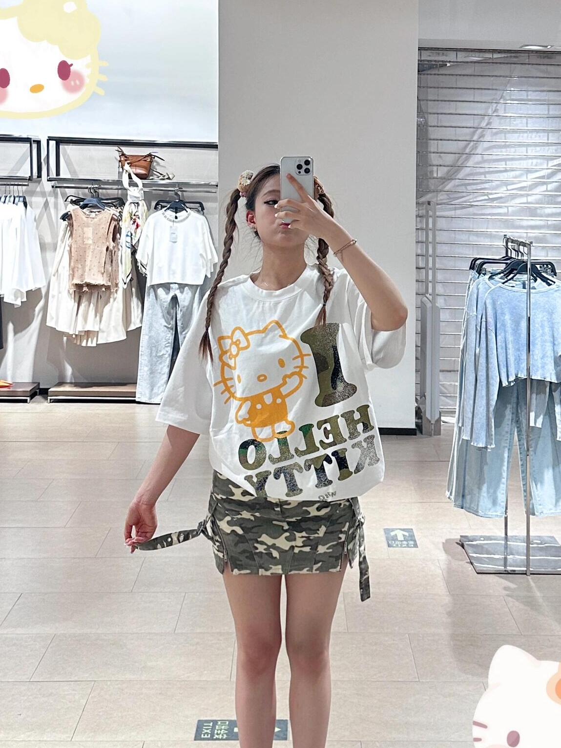 Trendy Korean Style Cute Kitty Casual Loose Heavyweight Pure Cotton Short Sleeve T-Shirt for Comfortable Everyday Wear Trendy Korean Style Cute Kitty Casual Loose Heavyweight Pure Cotton Short Sleeve T-Shirt for Comfortable Everyday Wear