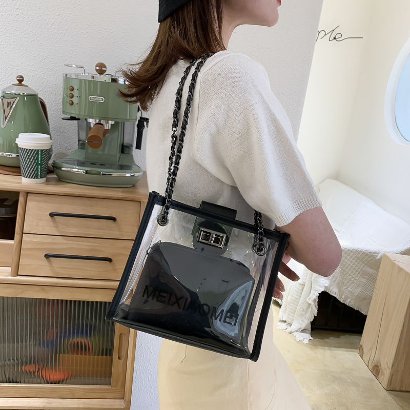 Trendy Korean Style Transparent Chain Crossbody Bag for Women - Versatile Small Shoulder Bag for 2025 Fashionistas Trendy Korean Style Transparent Chain Crossbody Bag for Women - Versatile Small Shoulder Bag for 2025 Fashionistas