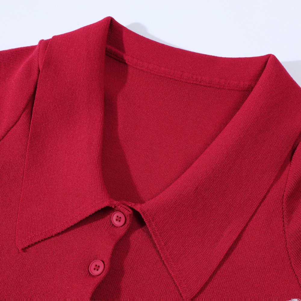 Trendy Korean-Style Two-Piece Summer Outfit for Women, Elegant Youthful Top and Bottom Set, Perfect OOTD for 2025 Trendy Korean-Style Two-Piece Summer Outfit for Women, Elegant Youthful Top and Bottom Set, Perfect OOTD for 2025