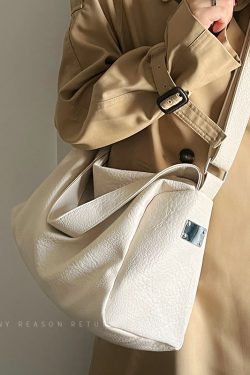 Trendy Korean Style Women's Large Capacity Shoulder Crossbody Bag - Casual Versatile High-End Fashion 2024