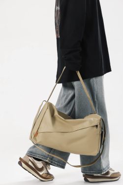 Trendy Lightweight Crossbody Bag for Men and Women - Dry and Wet Separation Sports Fitness Handbag