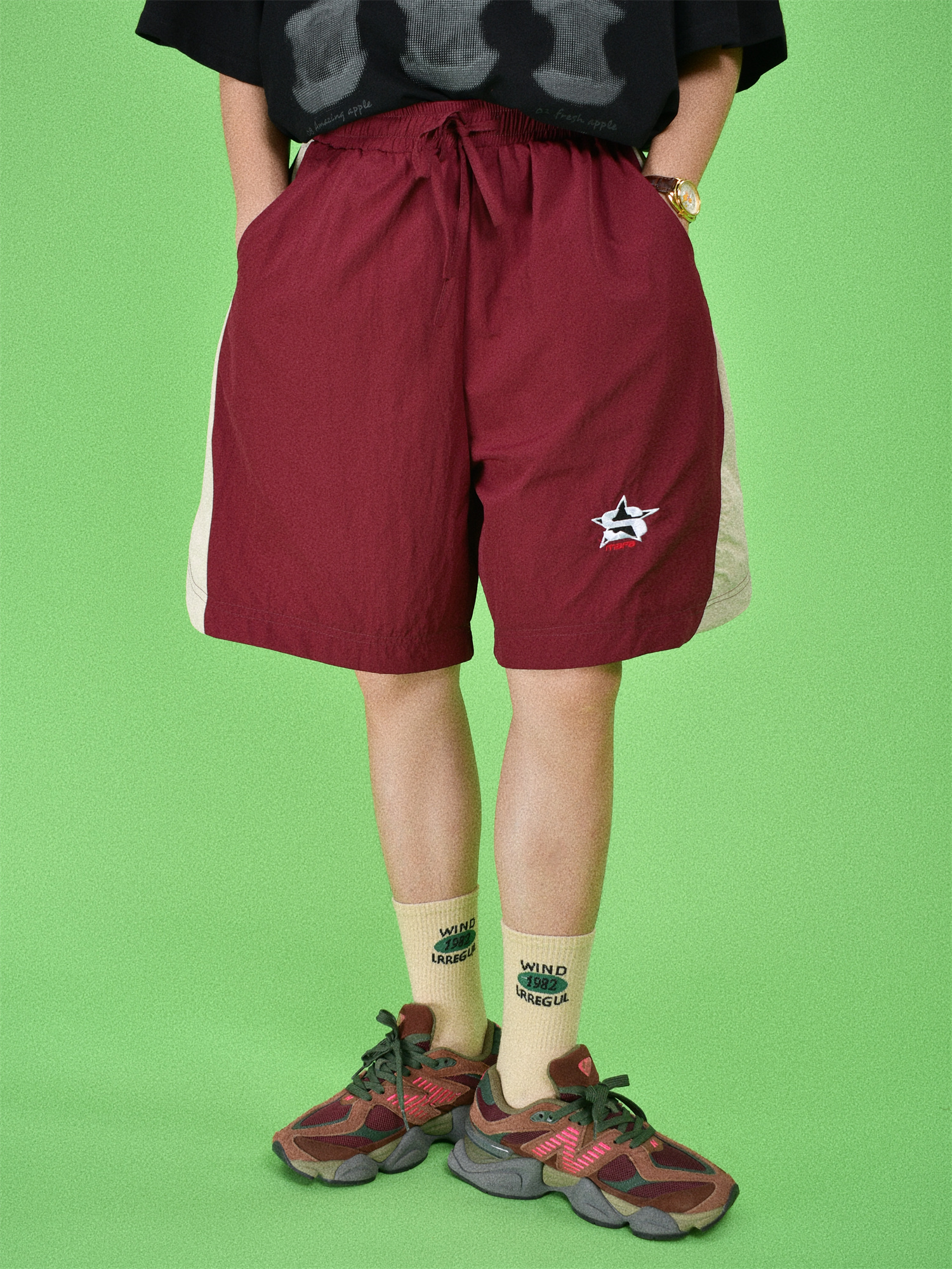 Trendy Military Style Windbreaker Sports Suit for Couples - Retro Casual Two-Piece Set for Summer Fashion Trendy Military Style Windbreaker Sports Suit for Couples - Retro Casual Two-Piece Set for Summer Fashion