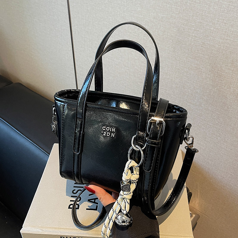 Trendy Mini Handbag for Women - Casual Tote Bucket Bag, Vegetable Basket Design, 2025 Fashion Crossbody Shoulder Bag Trendy Mini Handbag for Women - Casual Tote Bucket Bag, Vegetable Basket Design, 2025 Fashion Crossbody Shoulder Bag