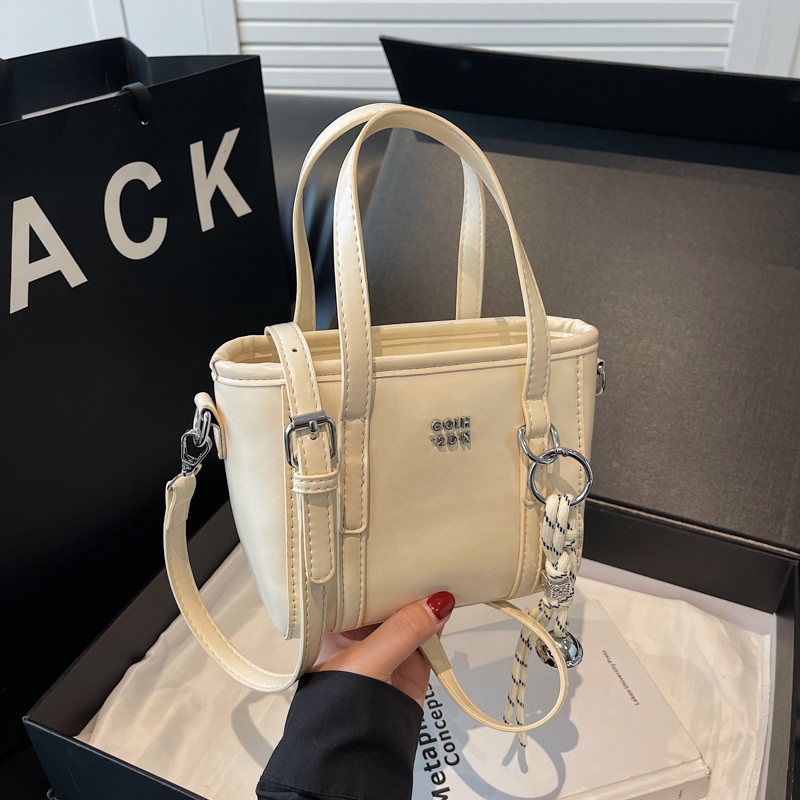 Trendy Mini Handbag for Women - Casual Tote Bucket Bag, Vegetable Basket Design, 2025 Fashion Crossbody Shoulder Bag Trendy Mini Handbag for Women - Casual Tote Bucket Bag, Vegetable Basket Design, 2025 Fashion Crossbody Shoulder Bag