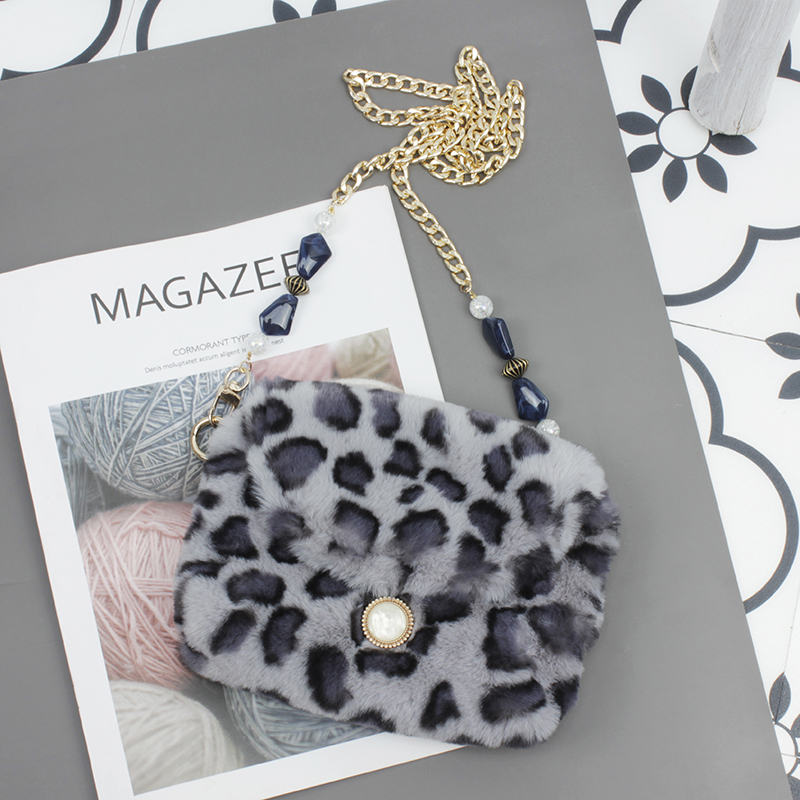 Trendy Mini Plush Leopard Print Crossbody Bag for Women - Cute Pink Phone Bag for Autumn/Winter 2024 Fashion Trendy Mini Plush Leopard Print Crossbody Bag for Women - Cute Pink Phone Bag for Autumn/Winter 2024 Fashion