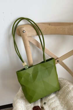 Trendy Minimalist Beaded Tote Bag for Women - Versatile Shoulder and Underarm Bag for Autumn/Winter 2023