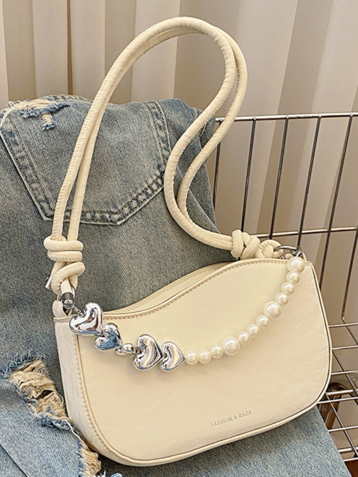 Trendy Pearl Chain Crossbody Bag for Women - 2025 Spring/Summer Niche Small Shoulder and Underarm Bag Trendy Pearl Chain Crossbody Bag for Women - 2025 Spring/Summer Niche Small Shoulder and Underarm Bag