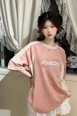 Trendy Pink Suede Short Sleeve T-Shirt for Women - American Style Three-Stripe Raglan Top, Summer 90s Fashion Essential