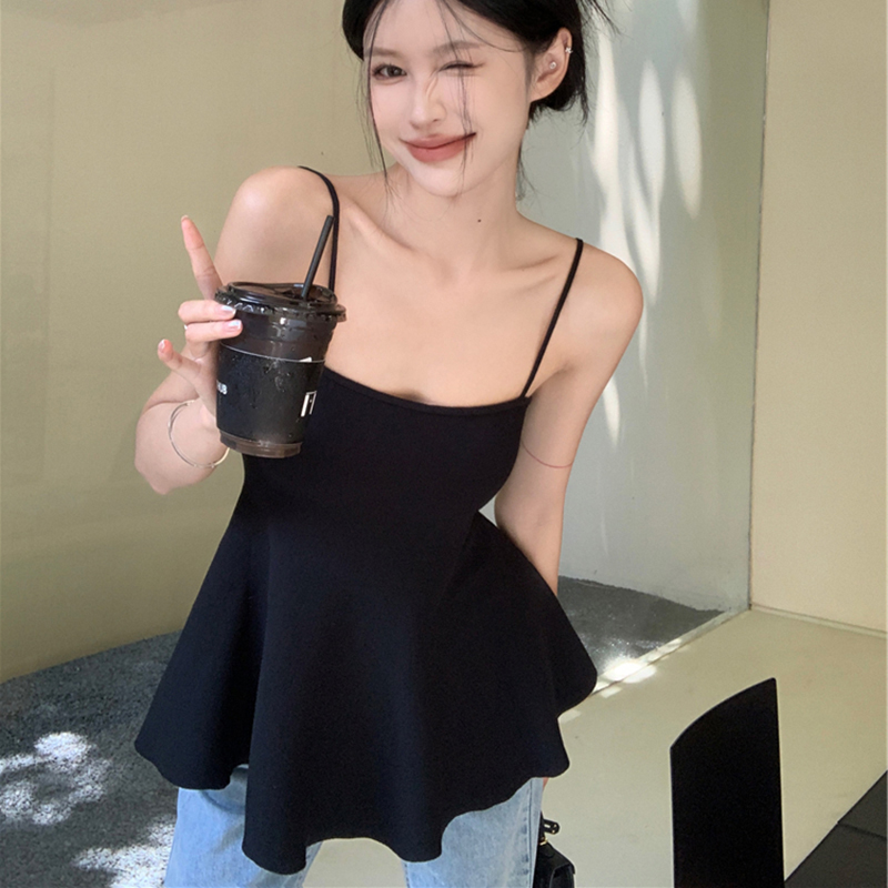 Trendy Plus Size Strapless Camisole for Women - Flattering Slim Fit Sleeveless Summer Outerwear Trendy Plus Size Strapless Camisole for Women - Flattering Slim Fit Sleeveless Summer Outerwear