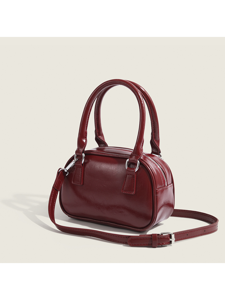 Trendy Red Handbag for Women - Autumn Winter 2023 Korean Style Tote Bowling Bag, Versatile Crossbody Small Square Design Trendy Red Handbag for Women - Autumn Winter 2023 Korean Style Tote Bowling Bag, Versatile Crossbody Small Square Design