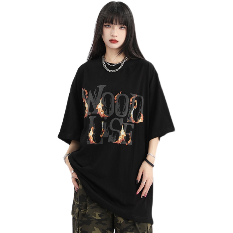 Trendy Retro Half Sleeve T-Shirt for Men and Women - Loose Fit American Style - Summer 2025 High Street Fashion Trendy Retro Half Sleeve T-Shirt for Men and Women - Loose Fit American Style - Summer 2025 High Street Fashion