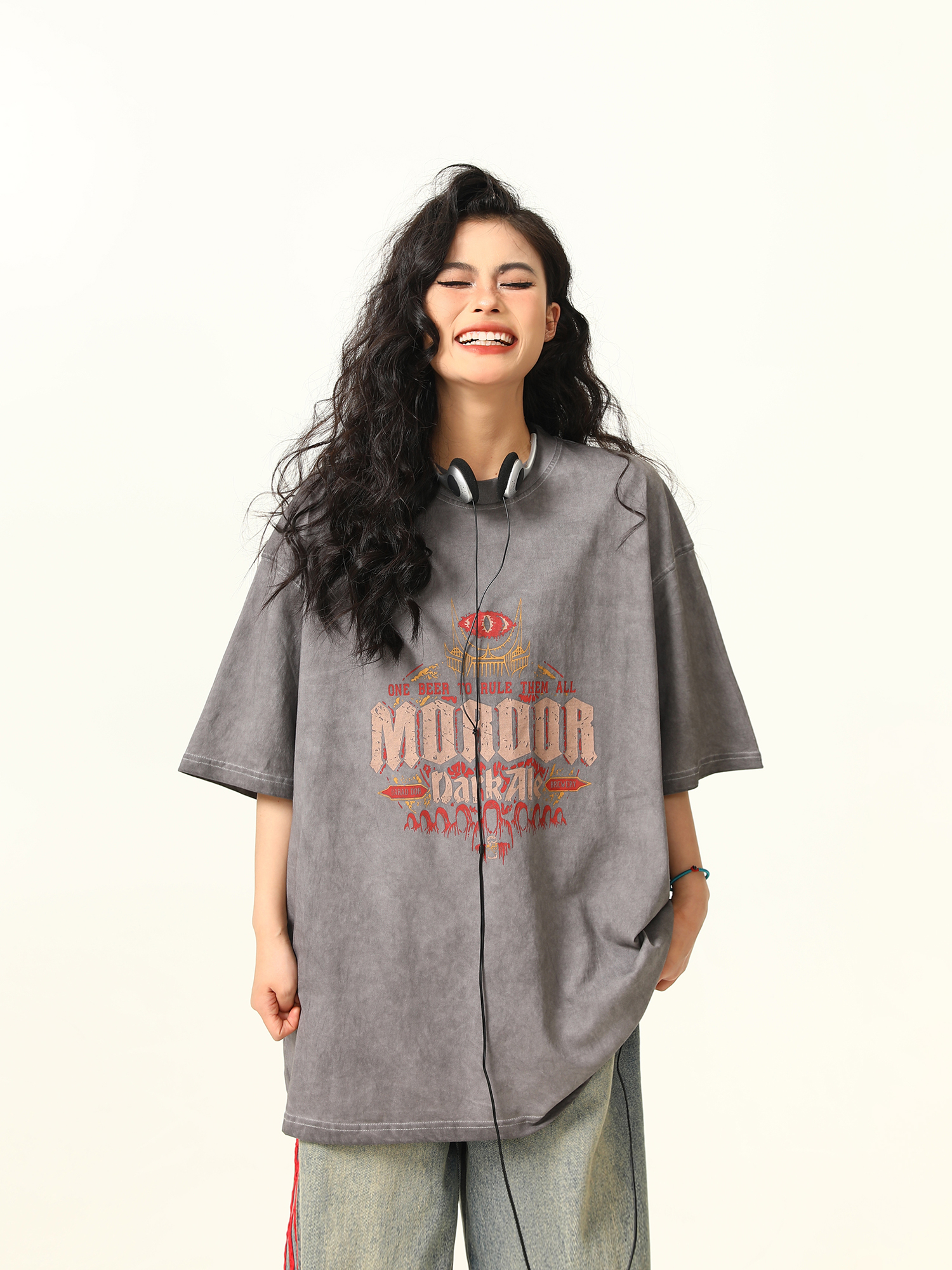 Trendy Retro High Street Printed Short-Sleeve T-Shirt for Men and Women, Vintage Wash Style, 90s Inspired Fashion Trendy Retro High Street Printed Short-Sleeve T-Shirt for Men and Women, Vintage Wash Style, 90s Inspired Fashion