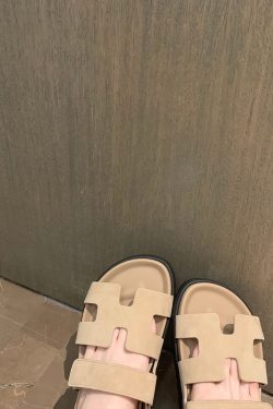 Trendy Sheepskin One-Strap Sandals for Women - Casual Thick Sole Slippers with Velcro Closure, Stylish Footwear for Everyday Wear