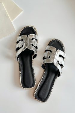 Trendy Women's Cowhide Sandals - Simple Korean Style Flat Beach Slippers for Summer Fashion