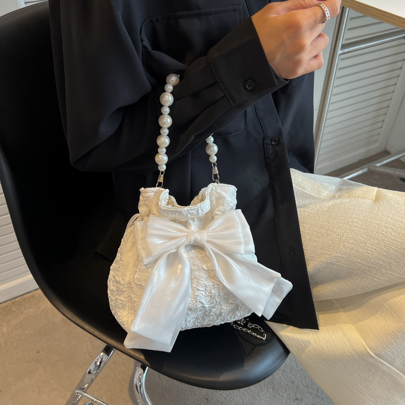 Trendy Women's Crossbody Bag 2025 - Fashionable Summer Bow Pearl Handbag - Versatile Cute Design for Every Occasion Trendy Women's Crossbody Bag 2025 - Fashionable Summer Bow Pearl Handbag - Versatile Cute Design for Every Occasion