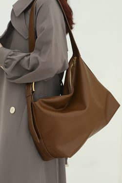 Trendy Women's Large Capacity Soft Leather Shoulder Bag - Minimalist Versatile Crossbody for Autumn and Winter 2024