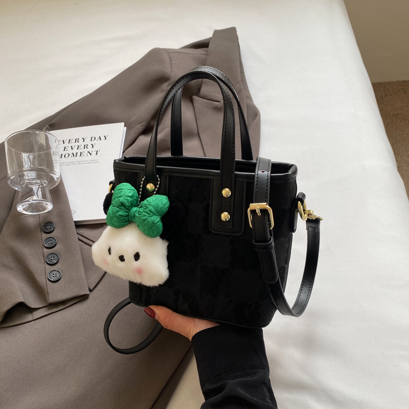 Trendy Women's Plaid Bucket Tote Bag 2025 - Stylish Versatile Crossbody & Shoulder Bag for Everyday Fashion Trendy Women's Plaid Bucket Tote Bag 2025 - Stylish Versatile Crossbody & Shoulder Bag for Everyday Fashion