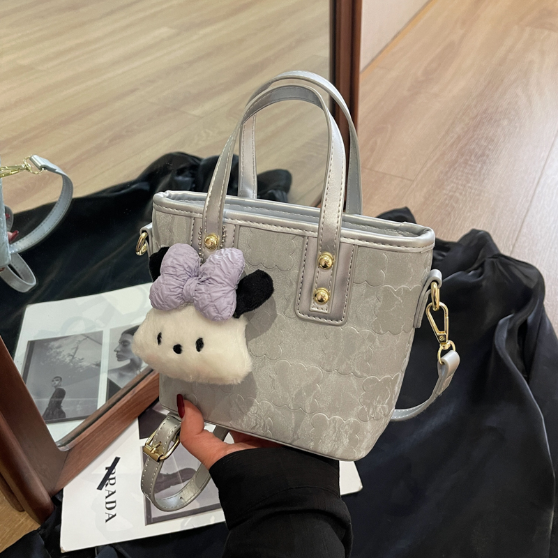 Trendy Women's Plaid Bucket Tote Bag 2025 - Stylish Versatile Crossbody & Shoulder Bag for Everyday Fashion Trendy Women's Plaid Bucket Tote Bag 2025 - Stylish Versatile Crossbody & Shoulder Bag for Everyday Fashion