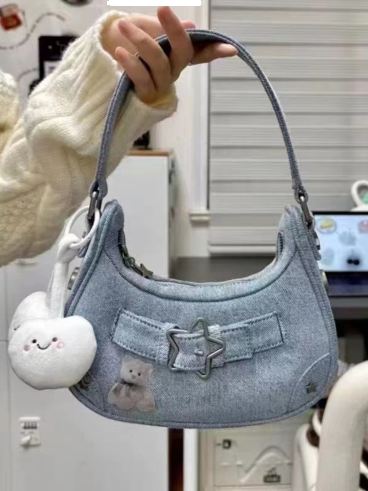 Trendy Women's Shoulder Bag, Starry Spicy Girl Underarm Bag, High-End Fashion Style, 2023 New Design, Chic and Stylish Accessory Trendy Women's Shoulder Bag, Starry Spicy Girl Underarm Bag, High-End Fashion Style, 2023 New Design, Chic and Stylish Accessory