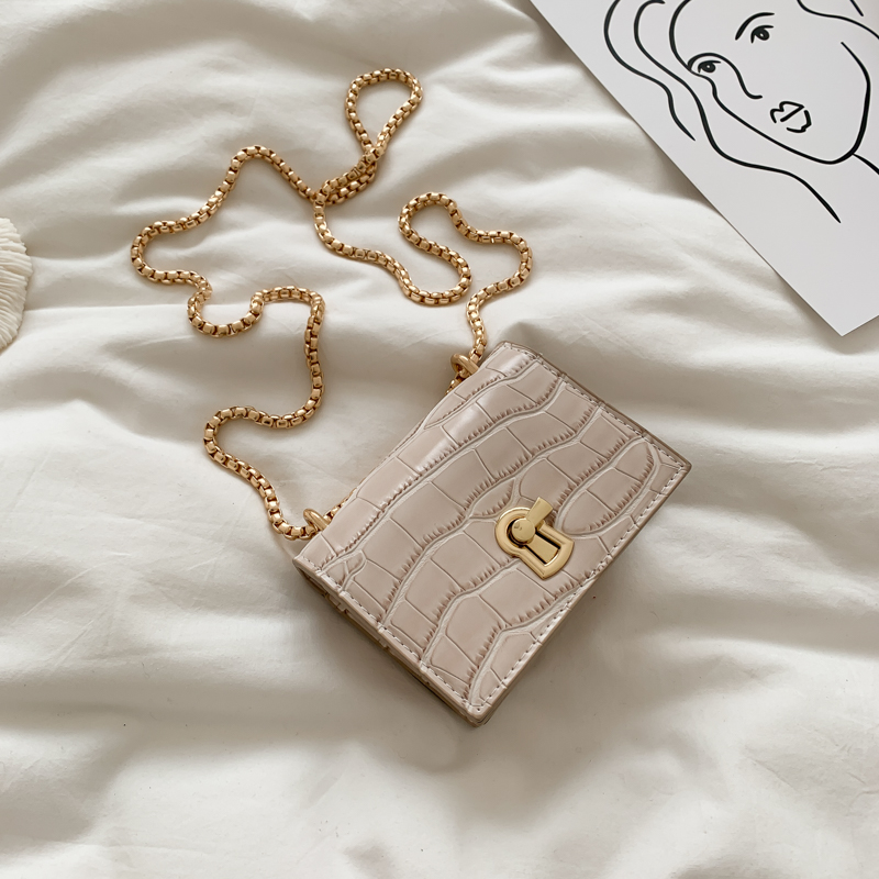 Trendy Women's Small Chain Bag 2025 - Korean Style Versatile Shoulder Crossbody Bag for Internet Celebrity Fashion Trendy Women's Small Chain Bag 2025 - Korean Style Versatile Shoulder Crossbody Bag for Internet Celebrity Fashion