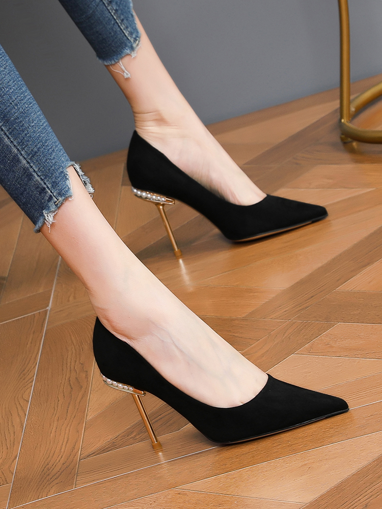 Trendy Women's Suede High Heels, Pearl Accents, Versatile Pointed Toe, Korean Style, Fashionable Thin Heel Party Shoes 2025 Trendy Women's Suede High Heels, Pearl Accents, Versatile Pointed Toe, Korean Style, Fashionable Thin Heel Party Shoes 2025