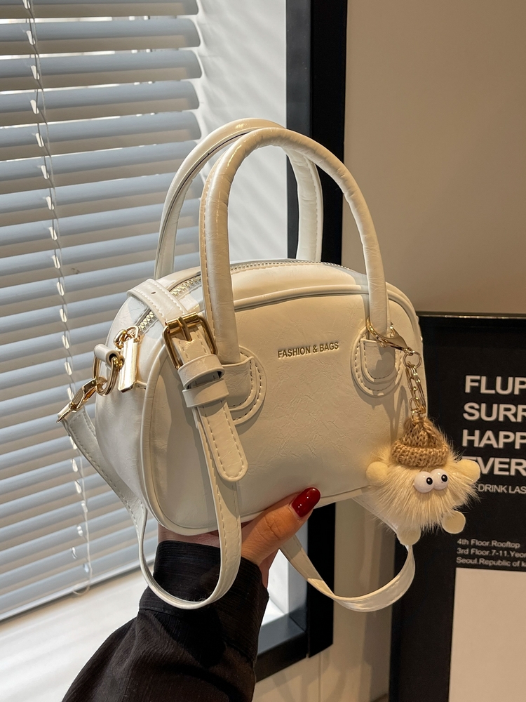 Trendy Women's Textured Crossbody Bag 2025 - Minimalist Small Square Shoulder Handbag for Commuting and Everyday Fashion Trendy Women's Textured Crossbody Bag 2025 - Minimalist Small Square Shoulder Handbag for Commuting and Everyday Fashion