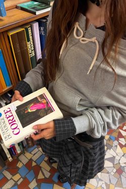 Unique Mud Dyed Spray Color Hoodie Set - Versatile Gray Hoodie with Multiple Styling Options for Trendy Looks