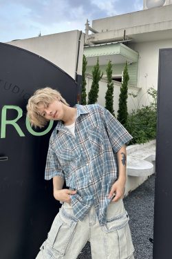 Unisex American Retro Brushed Plaid Short Sleeve T-Shirt - Casual Loose Fit Summer Shirt for Couples