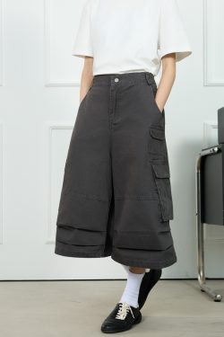 Unisex American-Style Wide-Leg Loose Pleated Seven-Point Shorts for Summer Commuting - Fashionable Workwear with Pockets