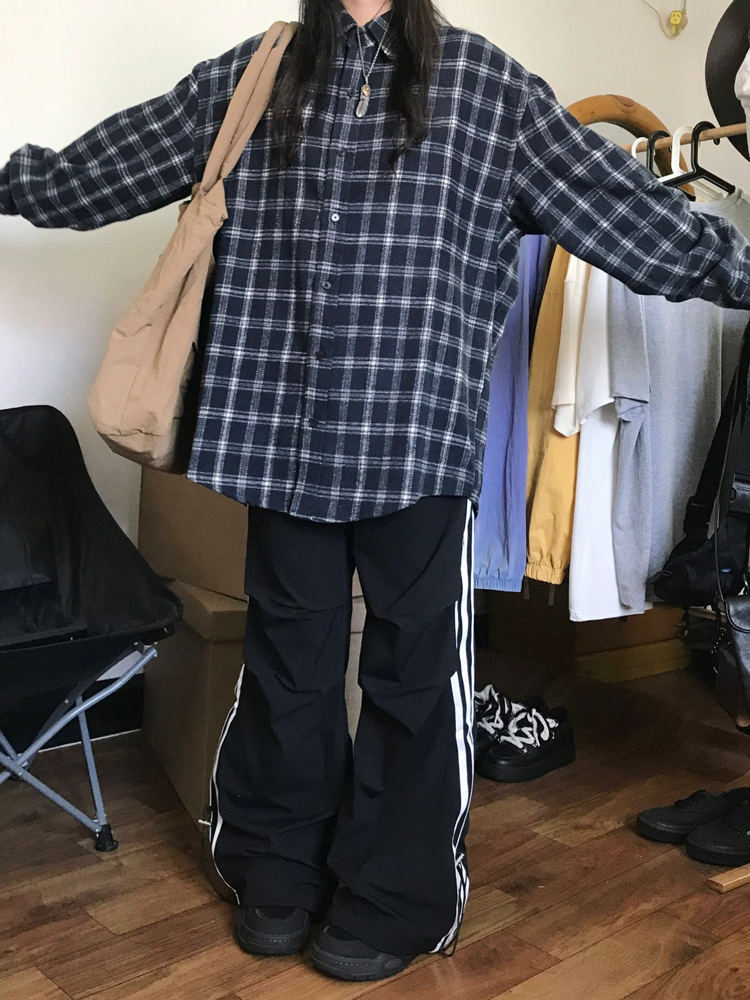 Unisex American Vintage Plaid Shirt - Chic Hong Kong Style Long Sleeve Coat for Spring - Trendy Couples Wool Shirt Unisex American Vintage Plaid Shirt - Chic Hong Kong Style Long Sleeve Coat for Spring - Trendy Couples Wool Shirt