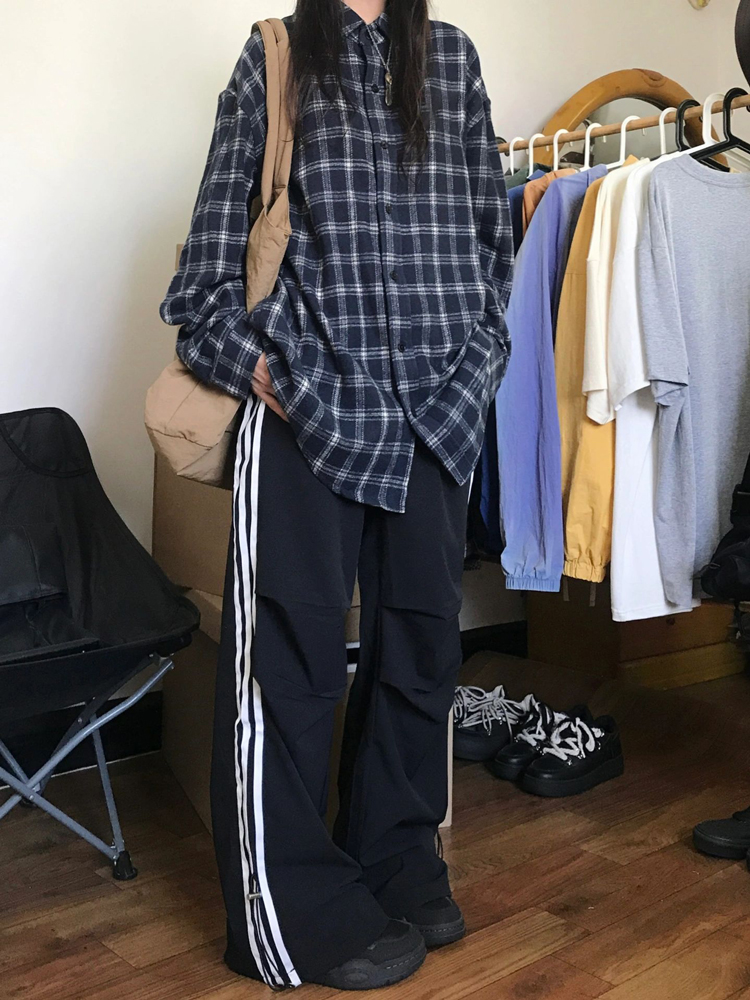 Unisex American Vintage Plaid Shirt - Chic Hong Kong Style Long Sleeve Coat for Spring - Trendy Couples Wool Shirt Unisex American Vintage Plaid Shirt - Chic Hong Kong Style Long Sleeve Coat for Spring - Trendy Couples Wool Shirt