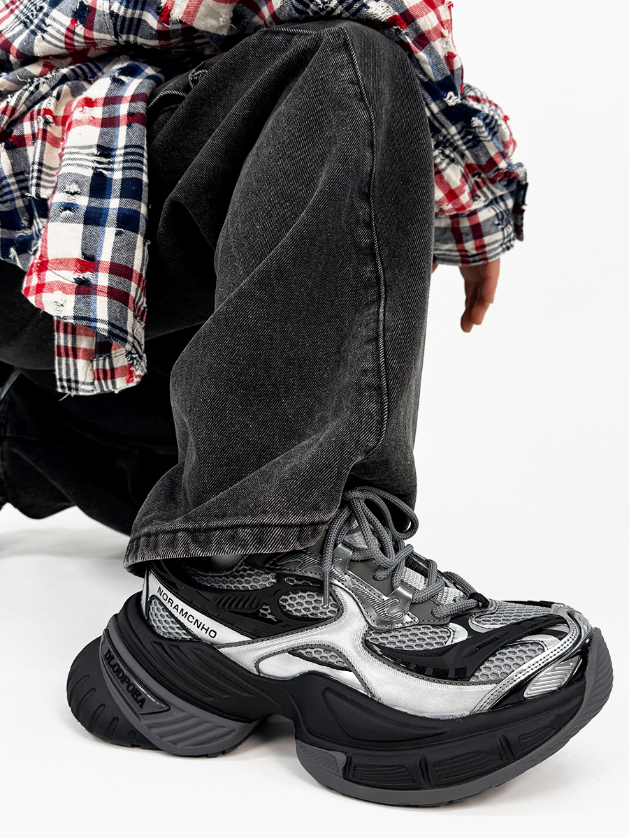 Unisex Black Scorpio Dad Shoes - Retro Thick-Soled Height-Increasing Sports Sneakers, Warrior Mecha Style, Trendy National Design Unisex Black Scorpio Dad Shoes - Retro Thick-Soled Height-Increasing Sports Sneakers, Warrior Mecha Style, Trendy National Design