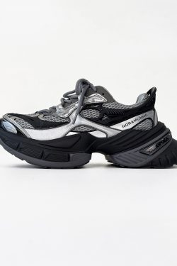 Unisex Black Scorpio Dad Shoes - Retro Thick-Soled Height-Increasing Sports Sneakers, Warrior Mecha Style, Trendy National Design