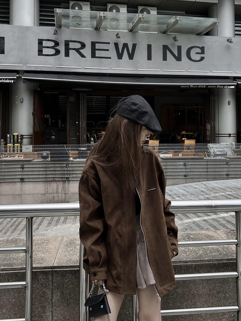 Unisex Caramel Cocoa Suede Motorcycle Jacket with Stand Collar - Vintage Cleanfit Workwear, Trendy Loose Style Unisex Caramel Cocoa Suede Motorcycle Jacket with Stand Collar - Vintage Cleanfit Workwear, Trendy Loose Style