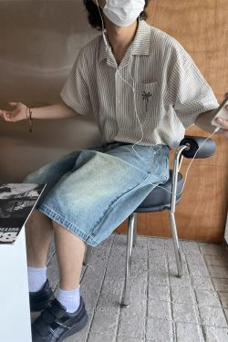 Unisex Cuban Collar Striped Short-Sleeve Shirt with Coconut Tree Embroidery - Retro Hawaiian Style Beach Shirt