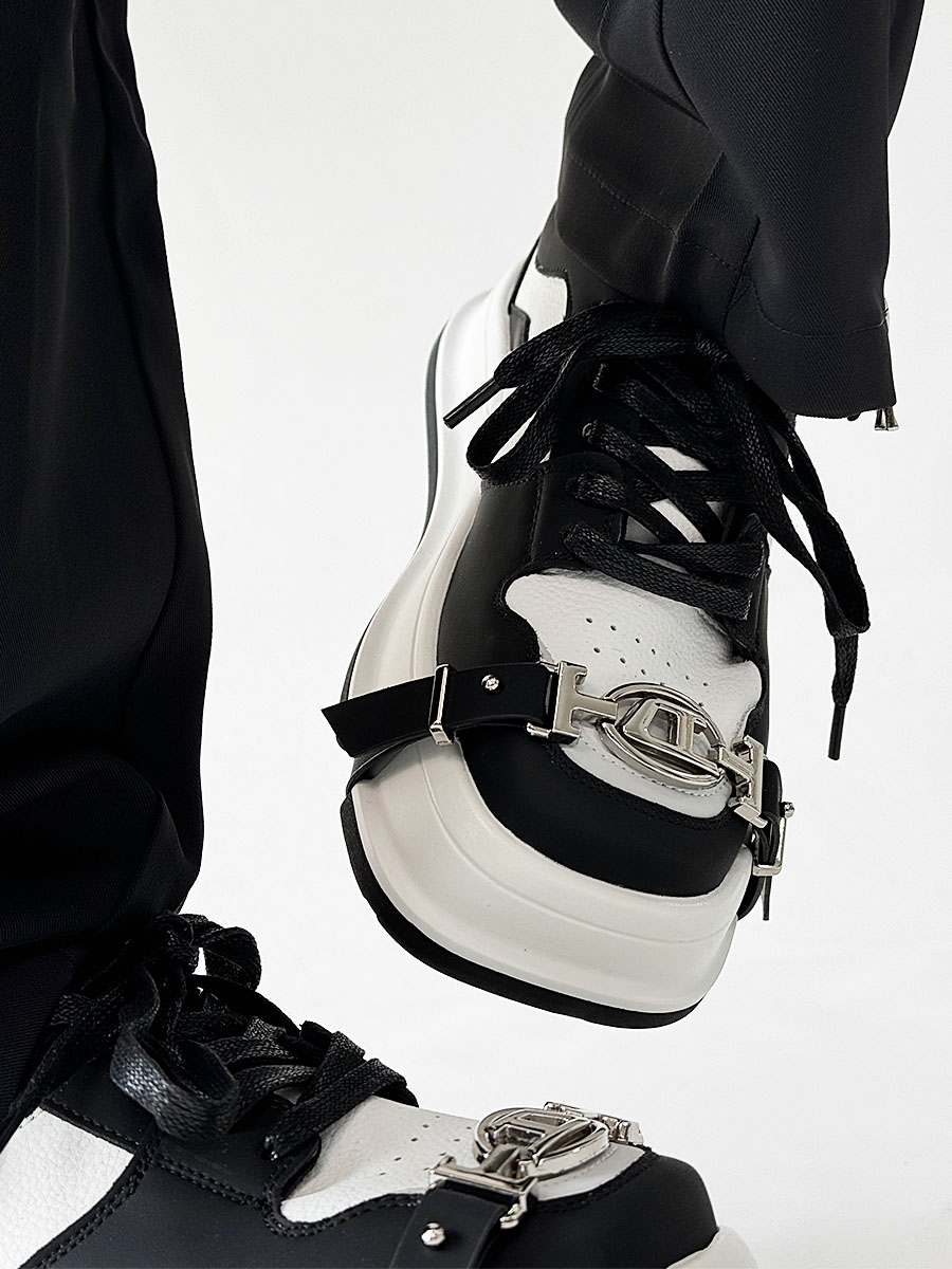 Unisex Lace-Up Casual Sneakers with Square Toe in Black and White - Trendy National Style Sports Shoes for Couples Unisex Lace-Up Casual Sneakers with Square Toe in Black and White - Trendy National Style Sports Shoes for Couples