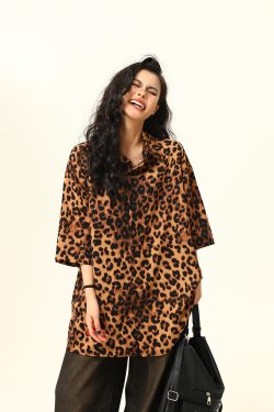 Unisex Leopard Print Shirt - Retro American Street Style, Loose Fit Summer Top, Trendy Casual Wear for Men and Women
