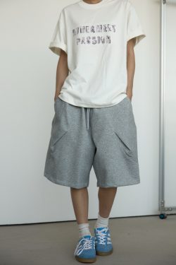 Unisex Loose-Fitting Deconstructed Pleated Shorts with Large Pockets - 2025 Fashion Trend, Five-Point Length