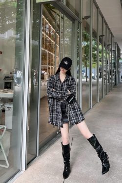 Unisex Retro American Plaid Fringe Long-Sleeve Shirt - Trendy Loose Fit for Couples - Vintage Style 90s Fashion Top