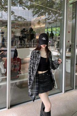 Unisex Retro American Plaid Fringe Long-Sleeve Shirt - Trendy Loose Fit for Couples - Vintage Style 90s Fashion Top