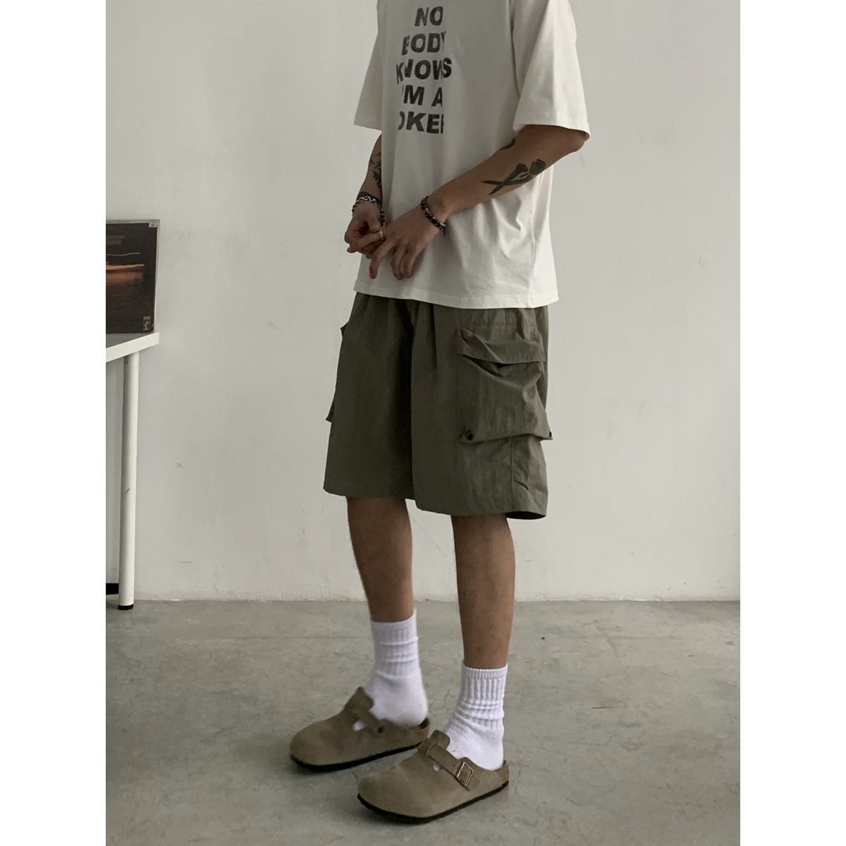Unisex Retro Cargo Shorts - Japanese Style Summer Commuting Loose Straight Five-Point Pants for Outdoor Trend Unisex Retro Cargo Shorts - Japanese Style Summer Commuting Loose Straight Five-Point Pants for Outdoor Trend