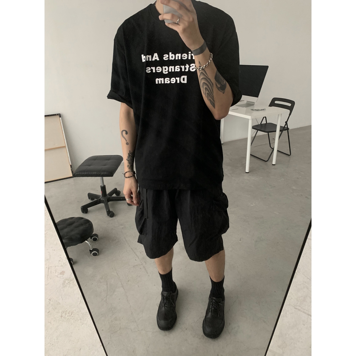 Unisex Retro Cargo Shorts - Japanese Style Summer Commuting Loose Straight Five-Point Pants for Outdoor Trend Unisex Retro Cargo Shorts - Japanese Style Summer Commuting Loose Straight Five-Point Pants for Outdoor Trend